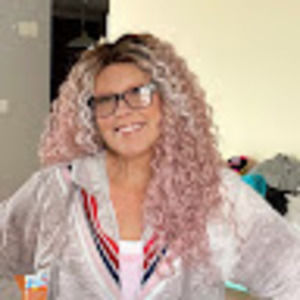 Meet your Posher, Pamela